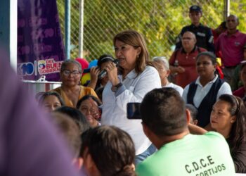 1x10 del Buen Gobierno en Zulia: dotación para 530 escuelas y Jornada de Atención Integral para docentes