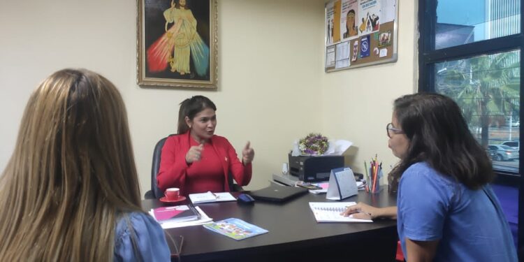 Secretaría de Promoción y Prevención Ciudadana de la Gobernación del Zulia en alianzas con UNFPA extiende programas de ayuda social.