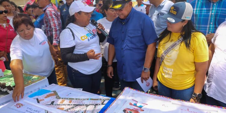 Autoridades atienden más de 3 mil casos del 1×10 del Buen Gobierno en tres parroquias del Zulia