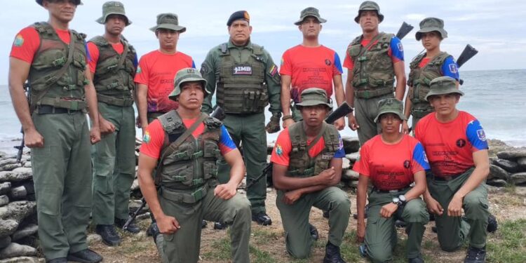 Desarrollo de la XV competencia “Infantes de Marina Élite-2024” en Venezuela