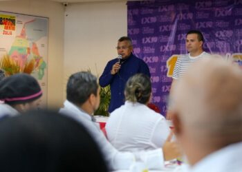 Gobierno Bolivariano entrega 500 kits para operaciones de cataratas en el Zulia