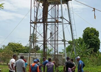 Consolidan servicio de agua potable en diferentes comunidades del municipio Sucre