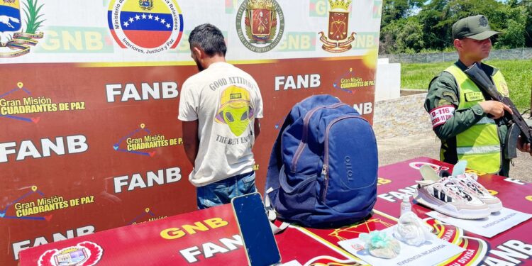 En el Municipio Catatumbo específicamente en el PAC “Puente Venezuela” la GNB aprehendió a un distribuidor de drogas