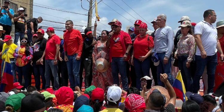 Pueblo zuliano marchó en apoyo a la reelección del presidente Maduro y por paz en Venezuela