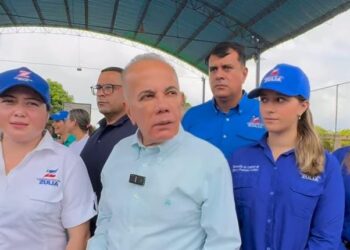 El gobernador Manuel Rosales desplegó programa social Mercados Populares en los sectores Integración Comunal y Pomona, en el municipio Maracaibo.