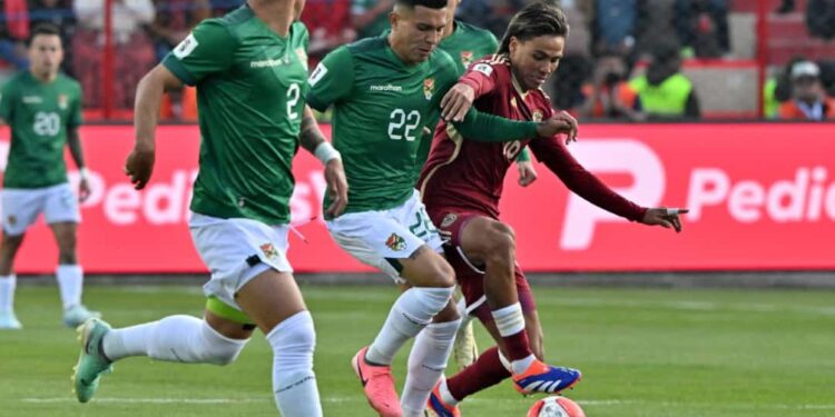 Bolivia goleó 4-0 a Venezuela en el estadio “más alto del mundo”