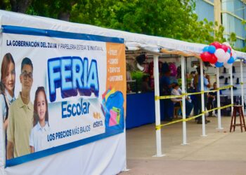 Feria Escolar de la Gobernación del Zulia inicia con rotundo éxito