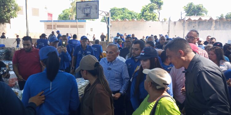 los mercados populares de la gobernación del Zulia continua ayudando a los zulianos….