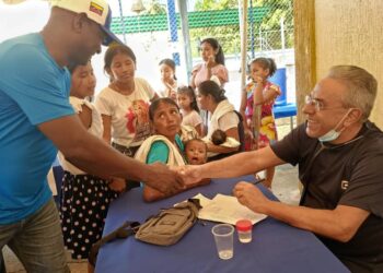 Jornada médica integral atendió a unos 320 habitantes de El Pino en Sucre