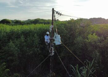 Corpoelec instala más de 100 transformadores en municipios del estado Zulia