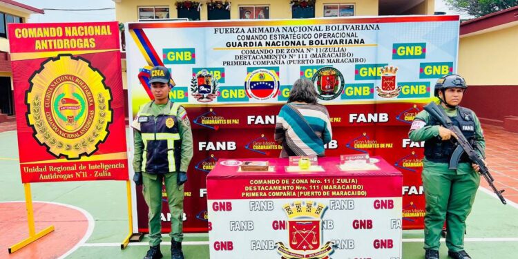 GNB capturó en flagrancia a mujer de la tercera edad con envoltorio de Marihuana y Cocaína en el Barrio Integración Comunal