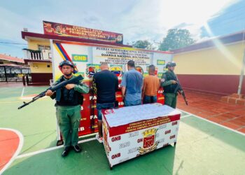 GNB Aprehendió a 3 sujetos dedicados a la reventa de boletos en el estadio Luis Aparicio