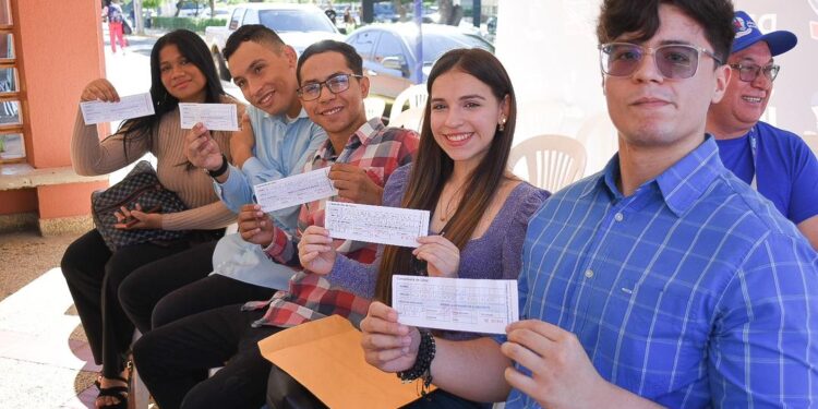 Gobernación del Zulia finalizó con rotunda receptividad el primer censo del programa “Jóvenes Inventores”.