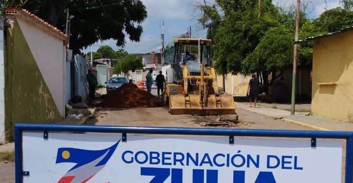 Familias del sector Las Corubas de Maracaibo se benefician con sustitución de colector con el Plan de Respuesta Inmediata