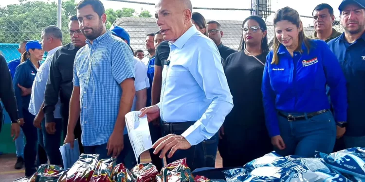 Gobernación despliega jornadas sociales y Mercados Populares en municipios del Zulia