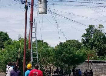 En Sucre consolidan sistema eléctrico en la parroquia Bobures
