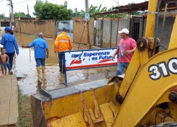 La Gobernación del Zulia despliega a todo el eje de Emergencias tras la intensa lluvia sobre Maracaibo