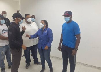 Manuel Rosales y Yonys González siguen uniendo esfuerzos para fortalecer los servicios en el Hospital I Caja Seca