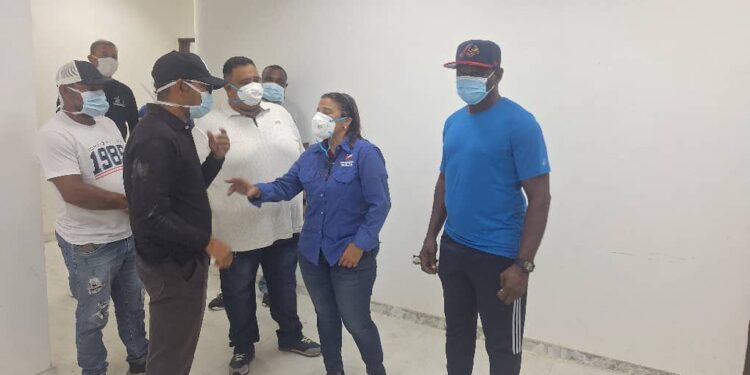 Manuel Rosales y Yonys González siguen uniendo esfuerzos para fortalecer los servicios en el Hospital I Caja Seca
