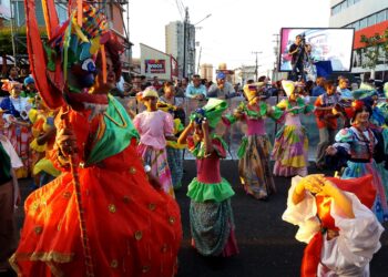Gobernación del Zulia abre postulaciones para el Gran Desfile de Carnaval 2025