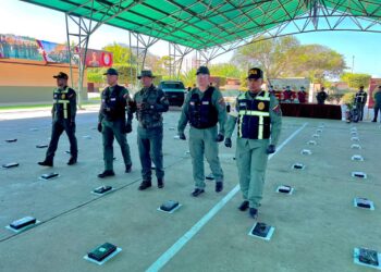 Impresionante hallazgo de 100 panelas de cocaína reporta la GNB Zulia en la Guajira