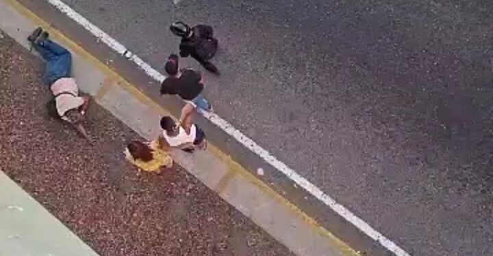 tragedia en Maracaibo se lanza un ciudadano desde el elevado de la avenida las delicias….