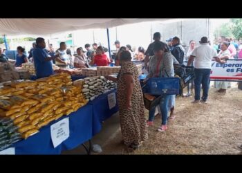Los Mercados Populares continúan Beneficiando a los zulianos