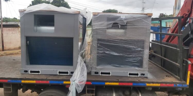 Fundasalud Zulia trabaja en climatización del Ambulatorio “Dr. José León Govea”