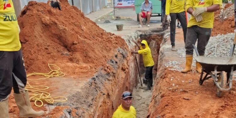 Más de 120 familias se beneficiarán con sustitución de colector en la parroquia Raúl Leoni de Maracaibo