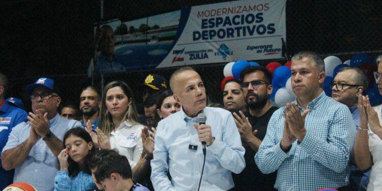 Gobernador Rosales inaugura otro moderno espacio deportivo en el Zulia