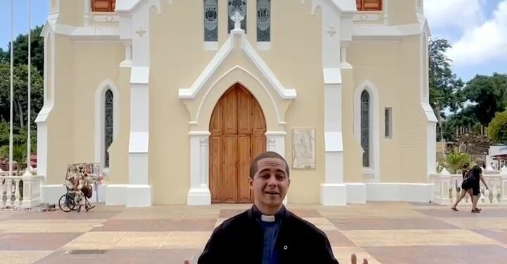 UN Instante CON DIOS padrecarlosquiva