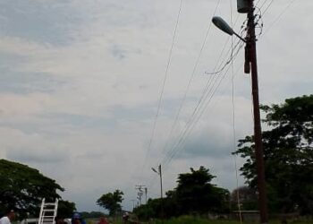 Garantizan servicio eléctrico en la comunidad Las Casitas del municipio Sucre