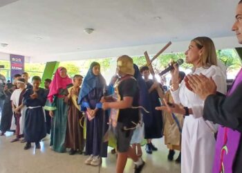 Vía Crucis de Jesucristo escenifican en la Fundación Niño Zuliano