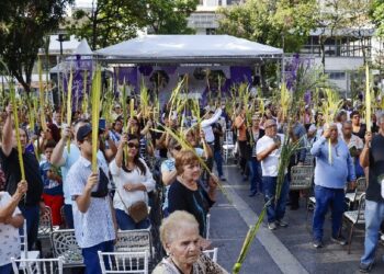 Caracas y el país se visten de fe para la bendición de las palmas en el Domingo de Ramos