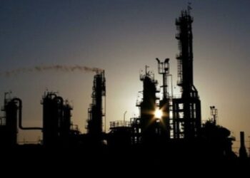 PDVSA Responde al Cerco de EE.UU. con Aumento Sostenido de Producción Petrolera