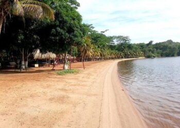 El estado Bolívar se Prepara para Recibir a Miles de Temporadistas en Semana Santa con Espacios Recreacionales y Naturales Habilitados