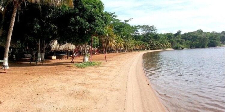 El estado Bolívar se Prepara para Recibir a Miles de Temporadistas en Semana Santa con Espacios Recreacionales y Naturales Habilitados