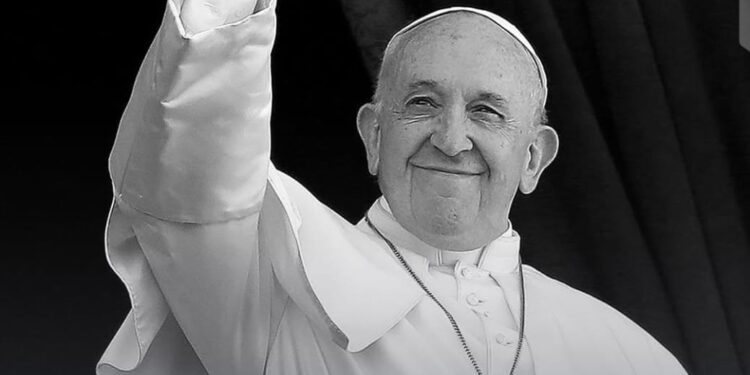 Muere el Papa Francisco a los 88 años en su residencia de Casa Santa Marta en el Vaticano.