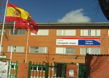 Suspendidas las clases en toda España autoridades priorizan la seguridad y el restablecimiento total de servicios
