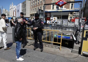 El metro de Madrid seguirá cerrado hasta las 2:00 pm tras el apagón nacional: la línea 7, sin previsión de reapertura