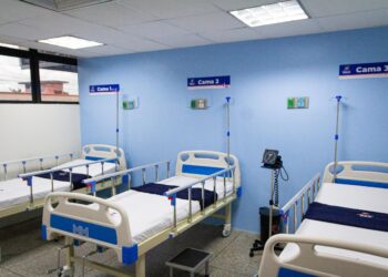 Rosales inaugura el moderno Centro Clínico Ambulatorio El Silencio