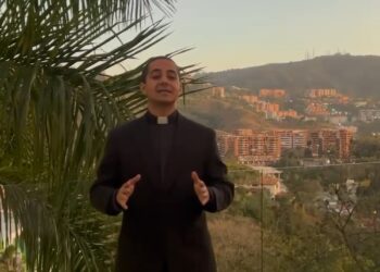 UN INSTANTE CON DIOS