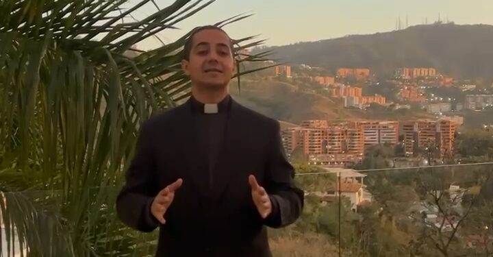 UN INSTANTE CON DIOS