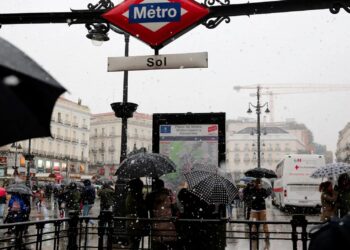 Madrid celebra el 2 de Mayo con restricciones en la estación de Sol: accesos cerrados hasta las 2:00pm