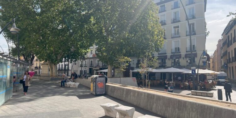 Preocupación por el aumento de la inseguridad en la plaza de Tirso de Molina