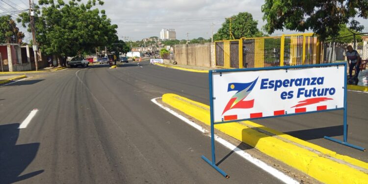 Gobernador Manuel Rosales inaugura trabajos de recuperación, construcción y modernización en el sector Los Haticos de Maracaibo