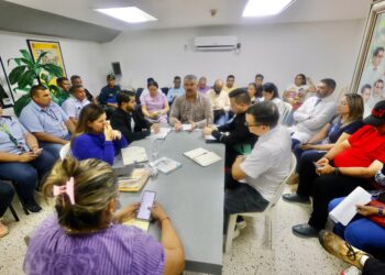 Seis hospitales serán la cabeza del Plan Cayapa de la Salud planificado por el gobernador Caldera