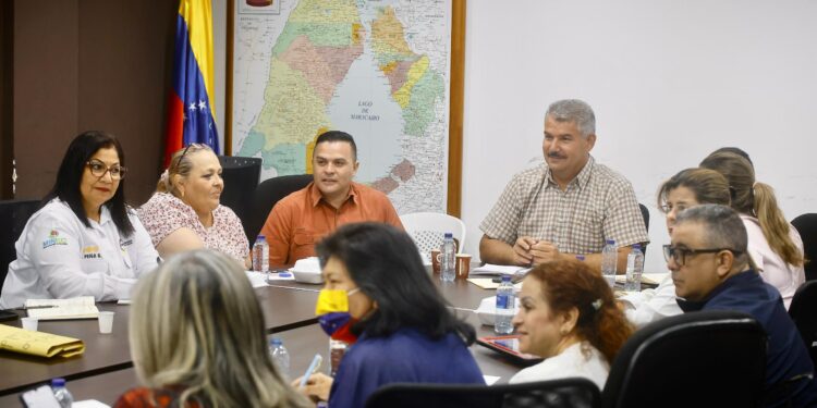 El gobernador electo, Luis Caldera instaló el Estado Mayor de la Salud