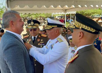 Armada Bolivariana conmemora en el Zulia los 202 años del Forzamiento de la Barra