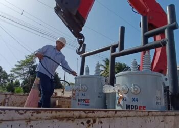 Instalan transformadores en el Hospital Universitario de Maracaibo